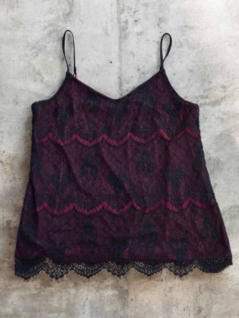 Maurices Womens Small Lace   Black & Burgundy Spaghetti Strap Camisole